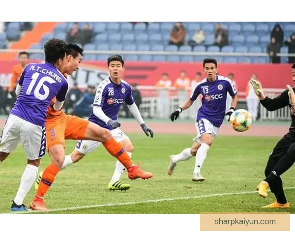 若日尼奥中场组织力表现稳健，助力球队战术执行与控球能力提升